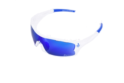 Plastic (481x320)