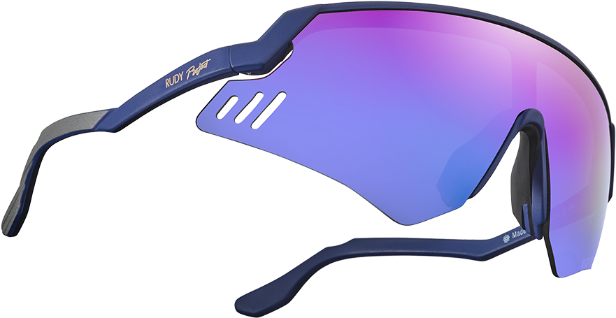 02-aggressor 1992 990x505px - Plastic (990x505)