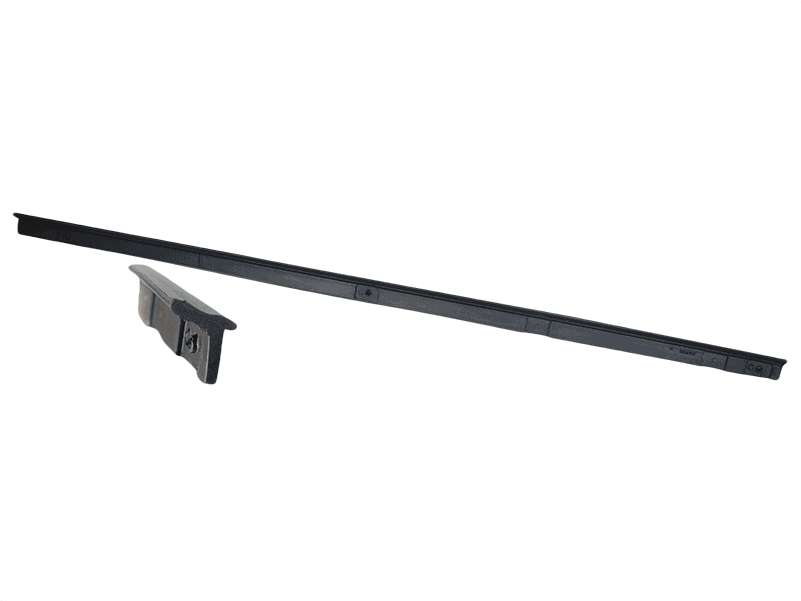 Jaguar Window Squeegee, Outer Scraper - Rifle (800x800)