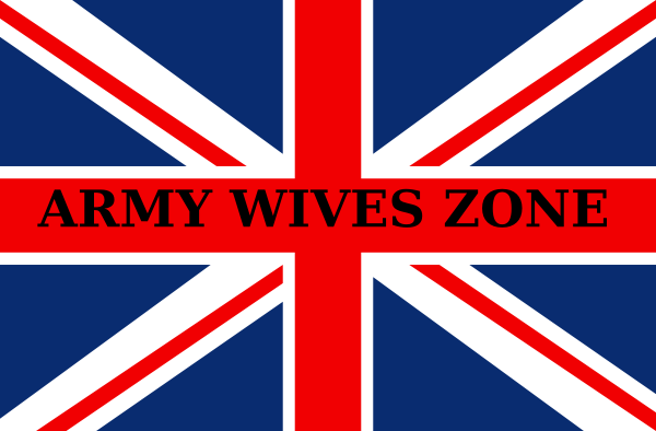 Small Union Jack Flags (600x394)