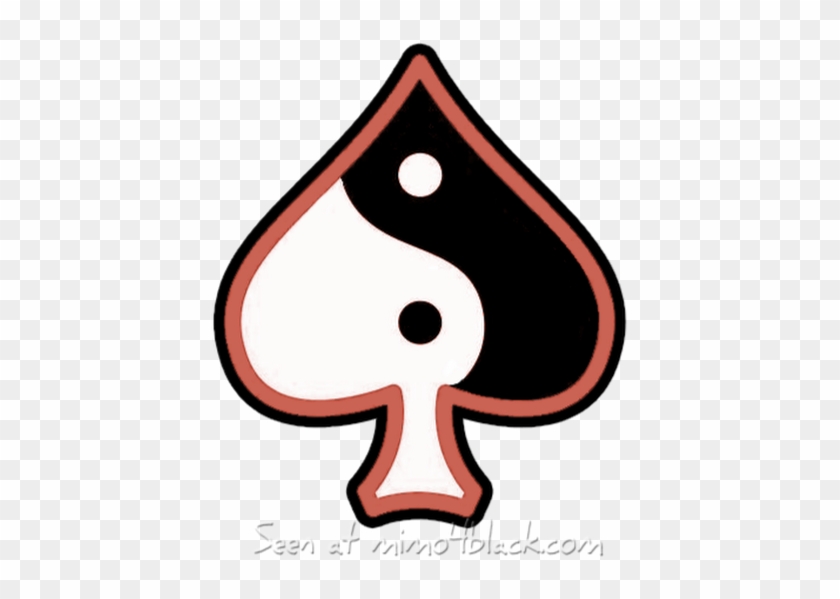 A Feminine Queen Of Spades Symbol With A Ying Yang - Queen Of Spades Shot Glass #896755