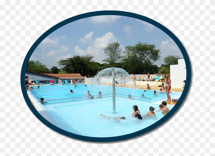 Au Camping Les Ormeaux À Saint-palais Sur Mer , Un - Swimming Pool #1043349