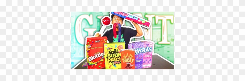 Candy Simulator - Rhode Island Novelty Perfect Size Candy Box Assortment #1099236
