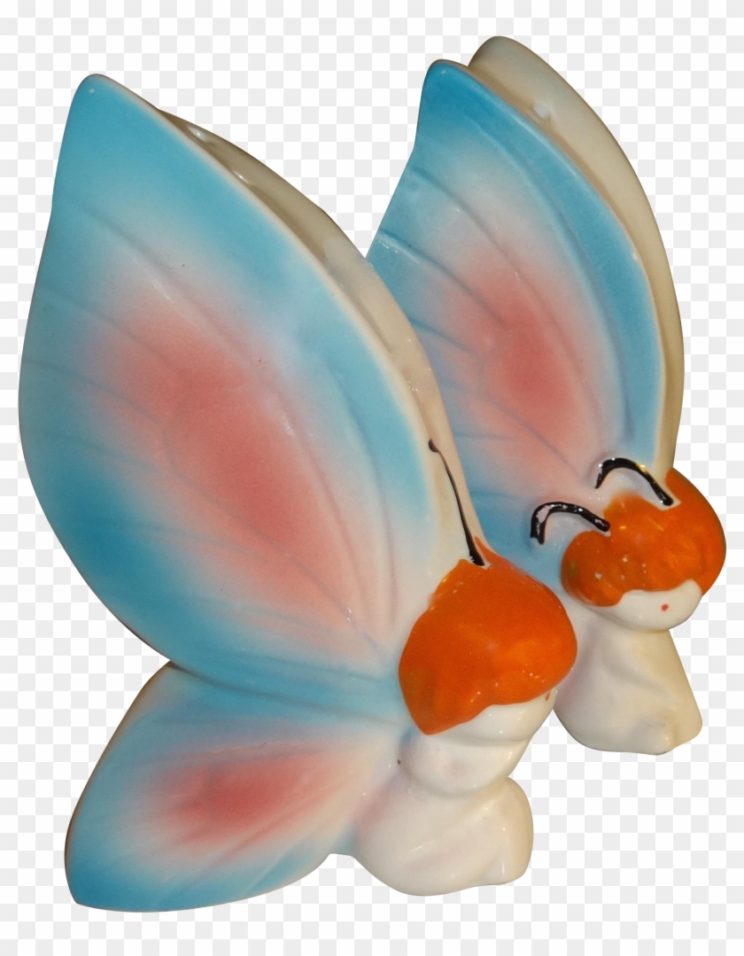 Butterfly Gnomes Salt And Pepper Shakers - Figurine #1367036